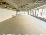 亞士不動產(大曜商仲)(租台北市辦公室)專租台北市中心辦公室 (104報紙房屋網 買屋 賣屋 租屋 委租 委賣 平台,專業房屋仲介個人網站) 租小巨蛋捷運商圈純辦.格局好規劃.採光佳